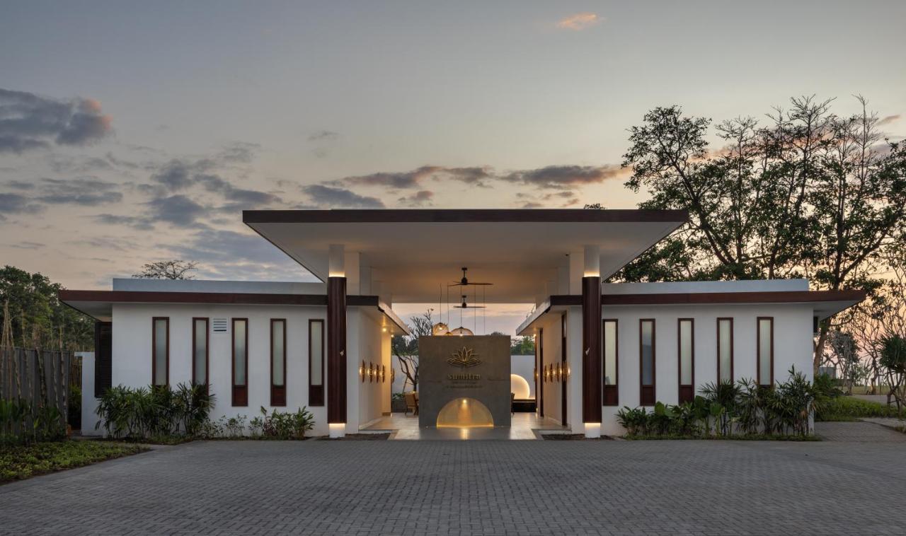Sumitra Luxury Villas A Pramana Experience Санур Екстер'єр фото