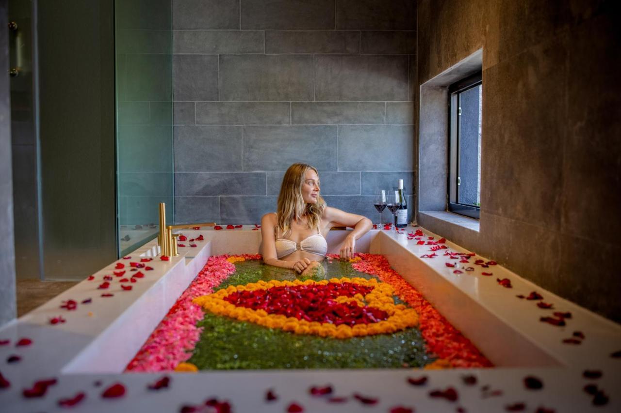 Sumitra Luxury Villas A Pramana Experience Санур Екстер'єр фото
