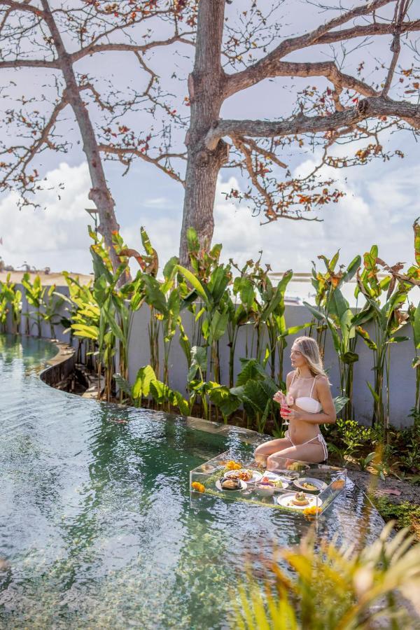 Sumitra Luxury Villas A Pramana Experience Санур Екстер'єр фото